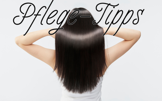 Frau mit langen Extensions kämmt schonend ihr Haar – Pflege Tipps für Haarverlängerung